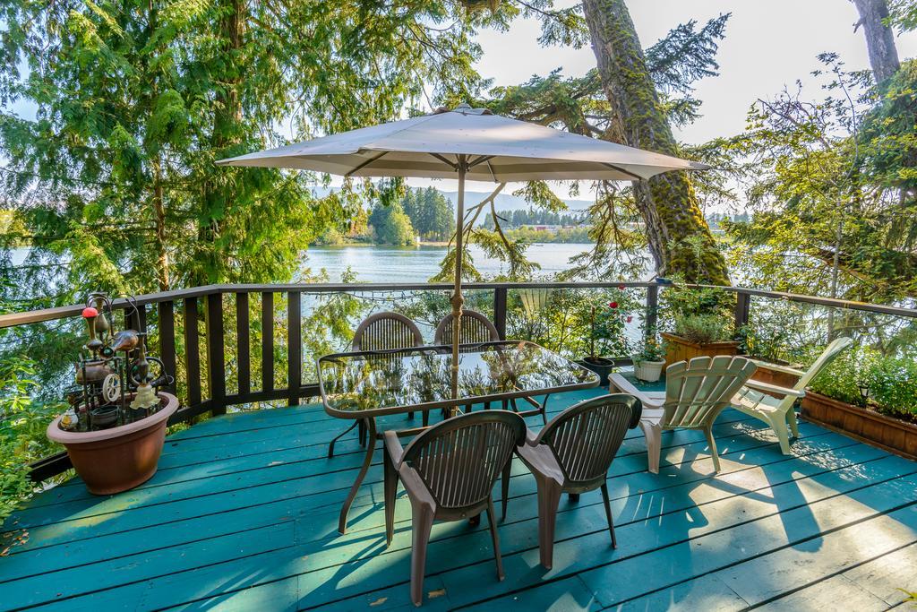 Long Lake Waterfront Bed And Breakfast Nanaimo Exterior foto