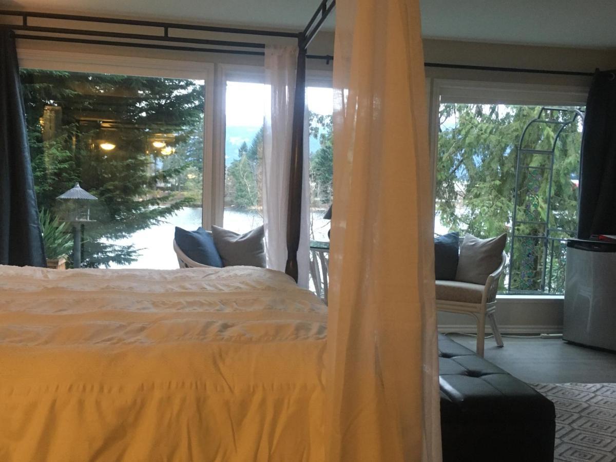 Long Lake Waterfront Bed And Breakfast Nanaimo Exterior foto