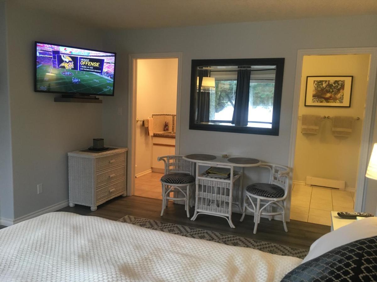 Long Lake Waterfront Bed And Breakfast Nanaimo Exterior foto