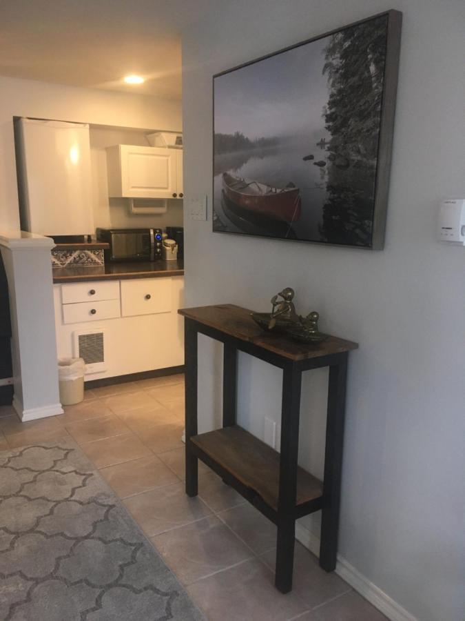 Long Lake Waterfront Bed And Breakfast Nanaimo Exterior foto